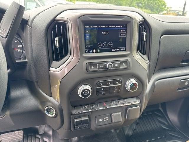 new 2025 GMC Sierra 3500 car, priced at $51,004