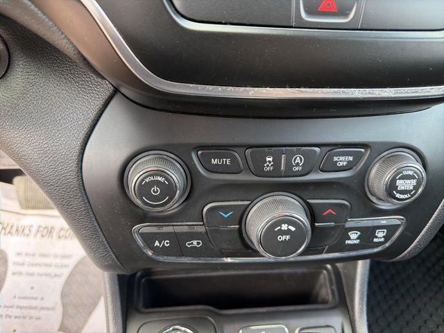 used 2019 Jeep Cherokee car, priced at $14,840