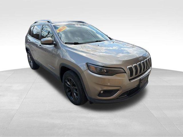used 2019 Jeep Cherokee car, priced at $14,840