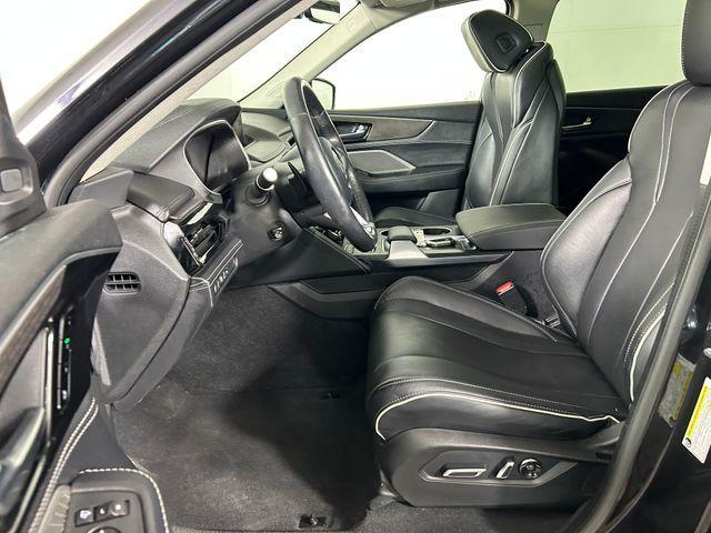 used 2023 Acura MDX car, priced at $44,985