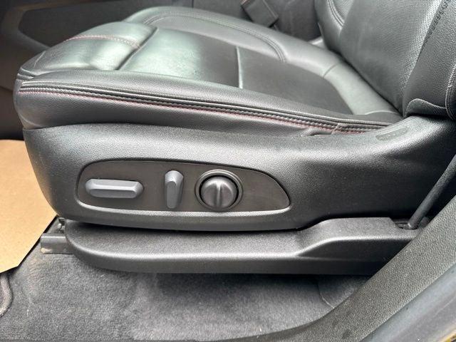 used 2023 Chevrolet Traverse car, priced at $39,223