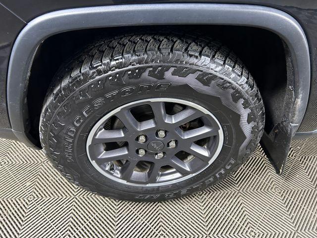 used 2015 Jeep Grand Cherokee car, priced at $9,993