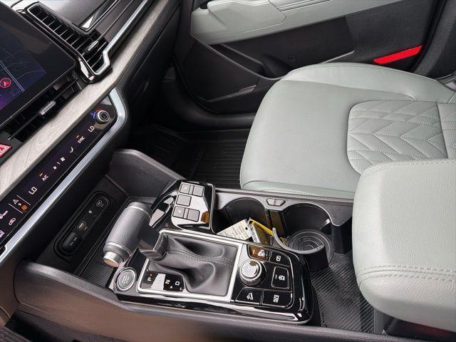 used 2025 Kia Sportage car, priced at $32,611