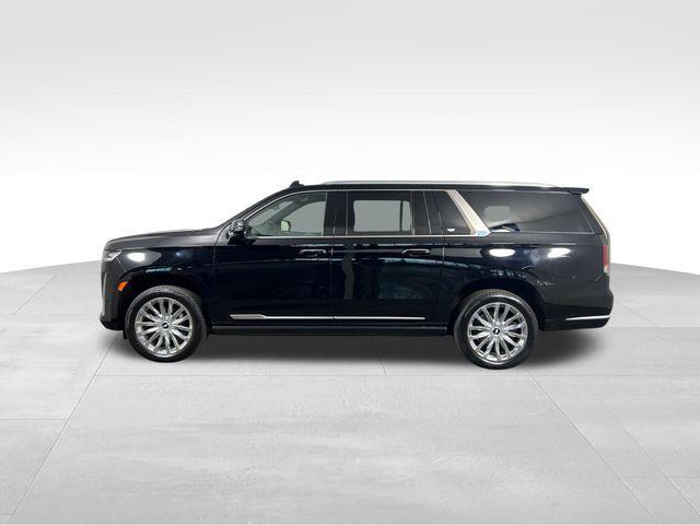 used 2022 Cadillac Escalade ESV car, priced at $62,376