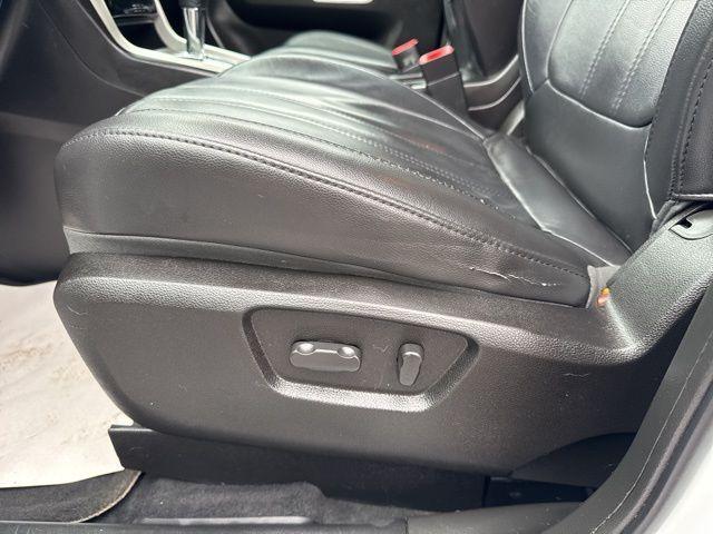 used 2015 Chevrolet Captiva Sport car, priced at $6,733