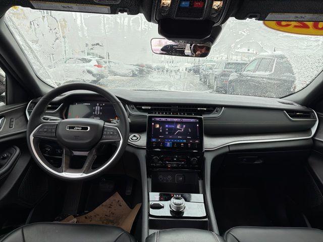 used 2025 Jeep Grand Cherokee car, priced at $43,775