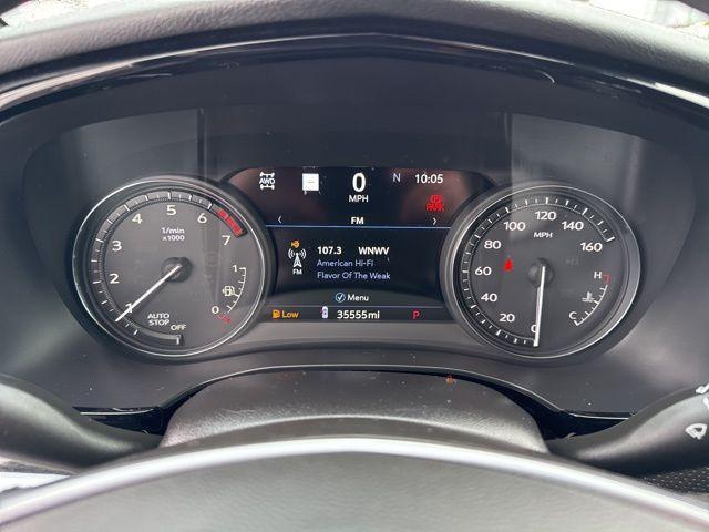 used 2023 Cadillac XT5 car, priced at $29,993