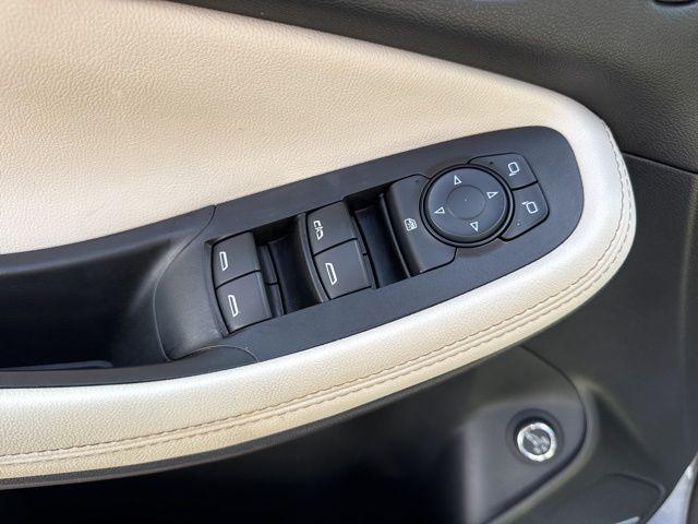 used 2024 Buick Encore GX car, priced at $27,315