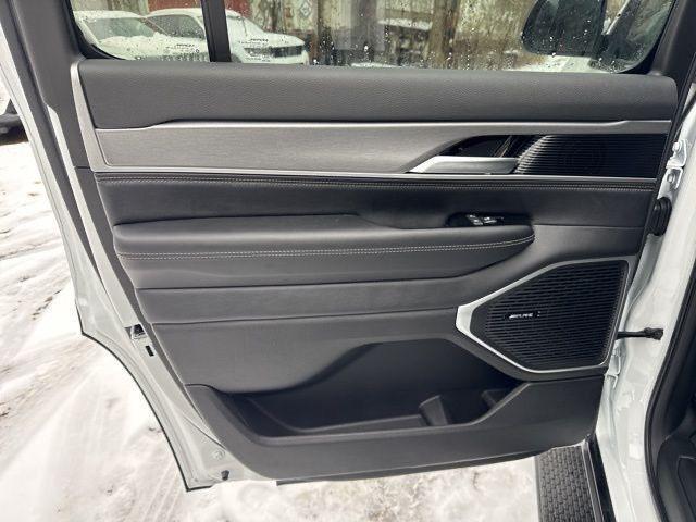 new 2026 Jeep Grand Wagoneer car, priced at $73,960