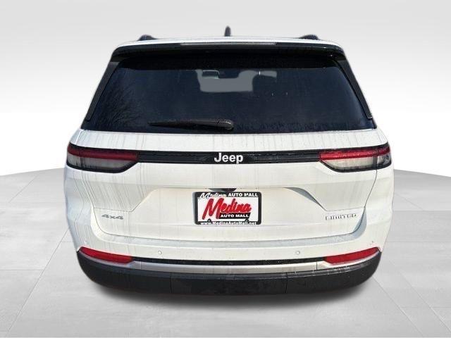 new 2026 Jeep Grand Cherokee car, priced at $46,615