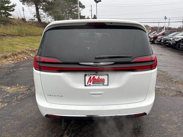 new 2026 Chrysler Pacifica car, priced at $40,251