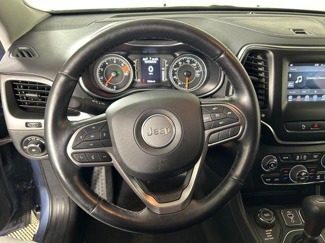 used 2020 Jeep Cherokee car, priced at $17,995