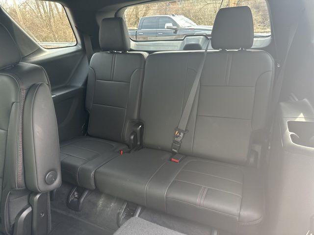 used 2023 Chevrolet Traverse car, priced at $31,777