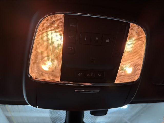 used 2017 Jeep Grand Cherokee car, priced at $18,294