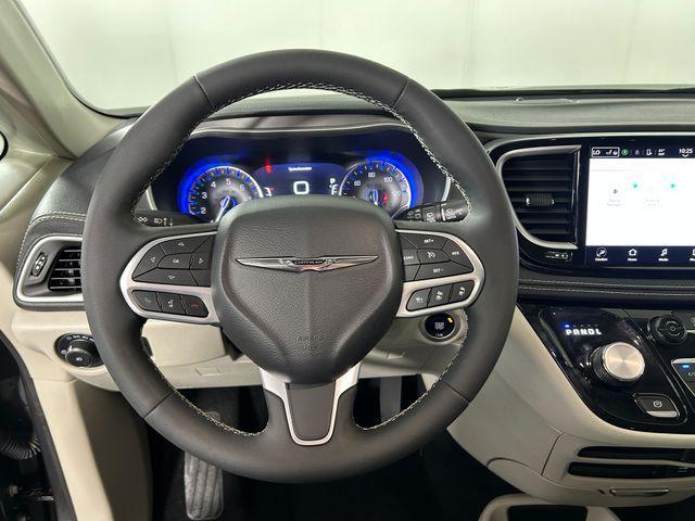 used 2022 Chrysler Pacifica car, priced at $32,993