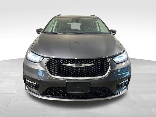 used 2022 Chrysler Pacifica car, priced at $32,993