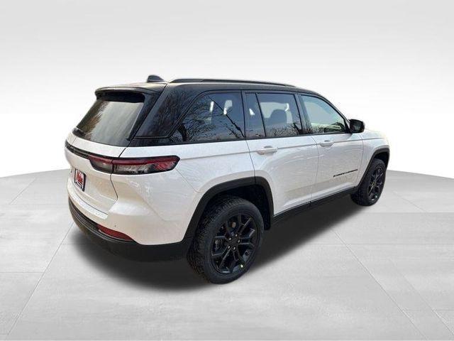 new 2025 Jeep Grand Cherokee car, priced at $47,637