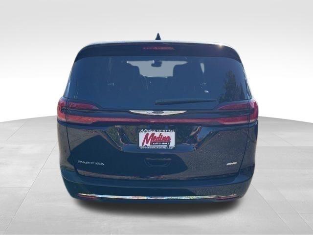 new 2026 Chrysler Pacifica car, priced at $39,196