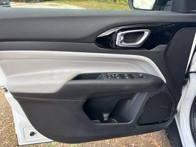 new 2026 Jeep Compass car, priced at $26,938