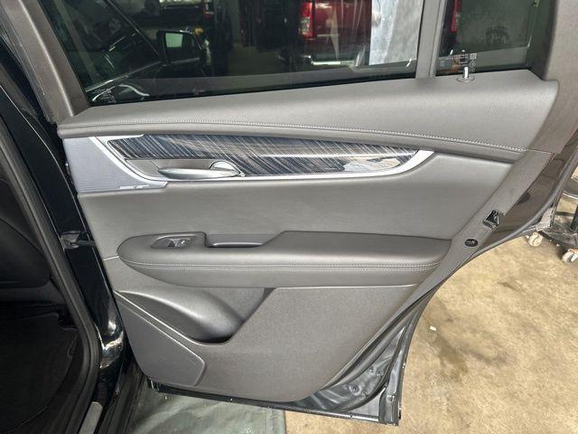 used 2023 Cadillac XT6 car, priced at $39,289