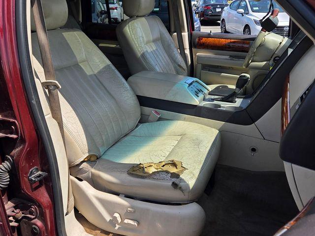 used 2003 Lincoln Navigator car, priced at $6,000