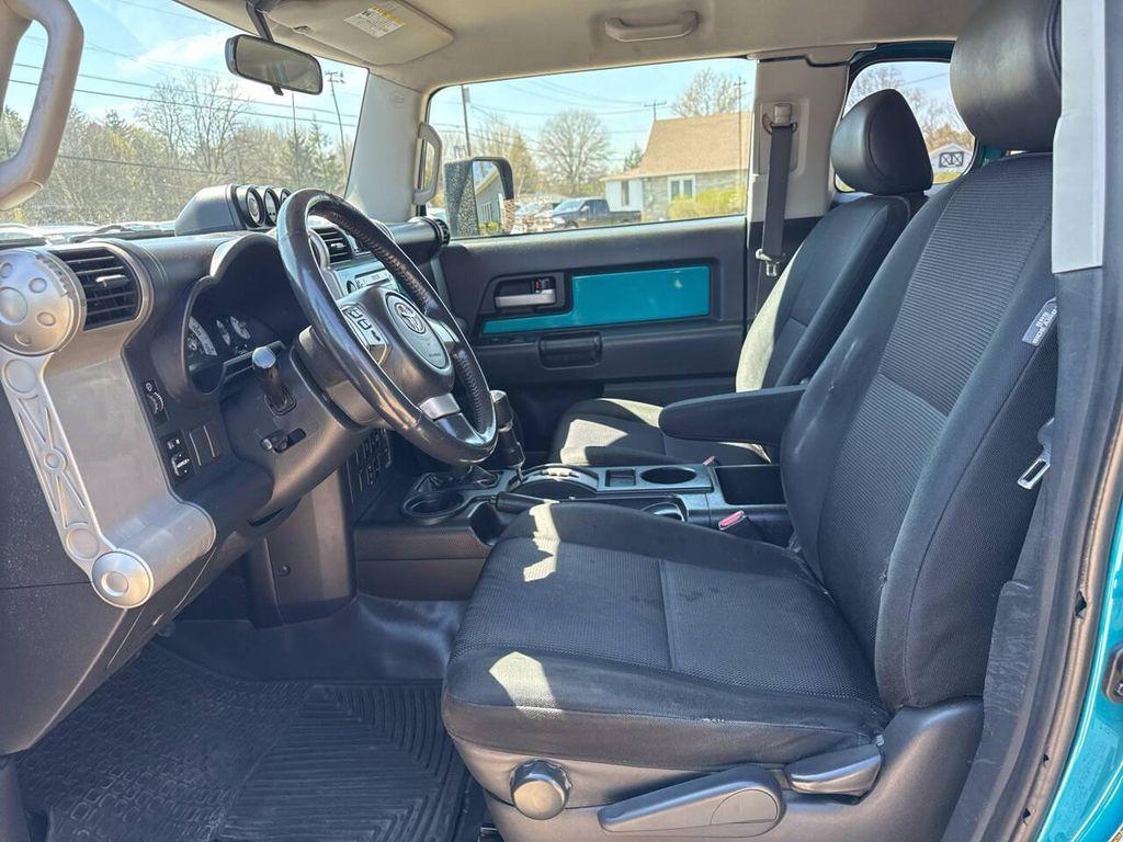 used 2007 Toyota FJ Cruiser car, priced at $16,995