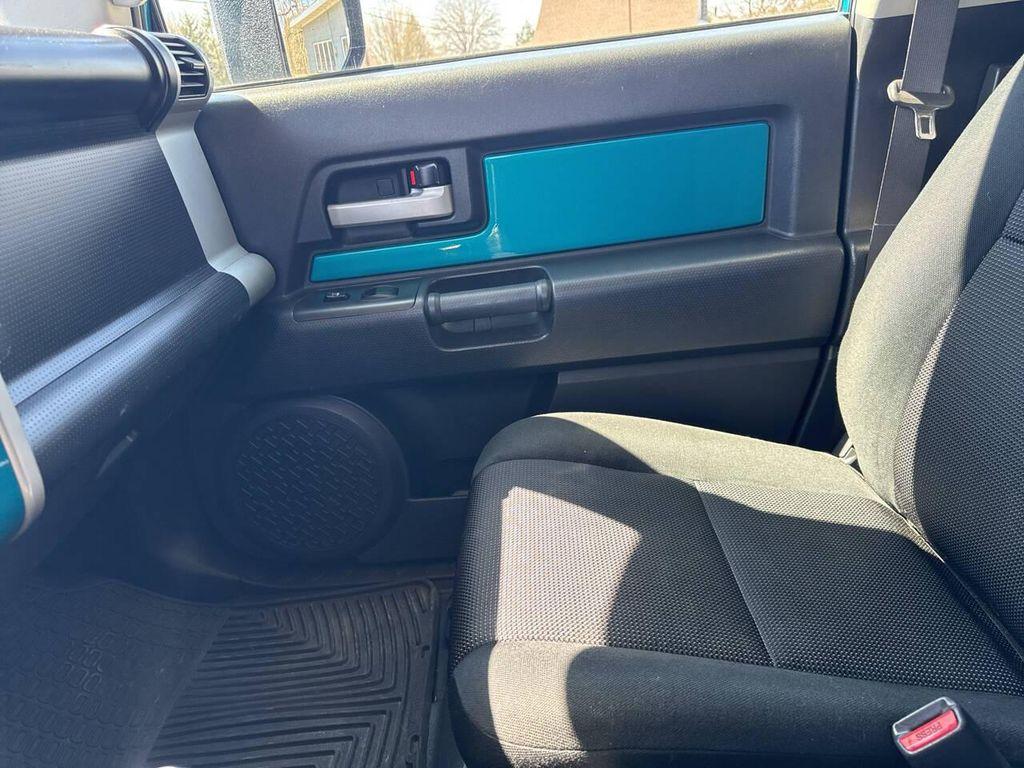 used 2007 Toyota FJ Cruiser car, priced at $16,995