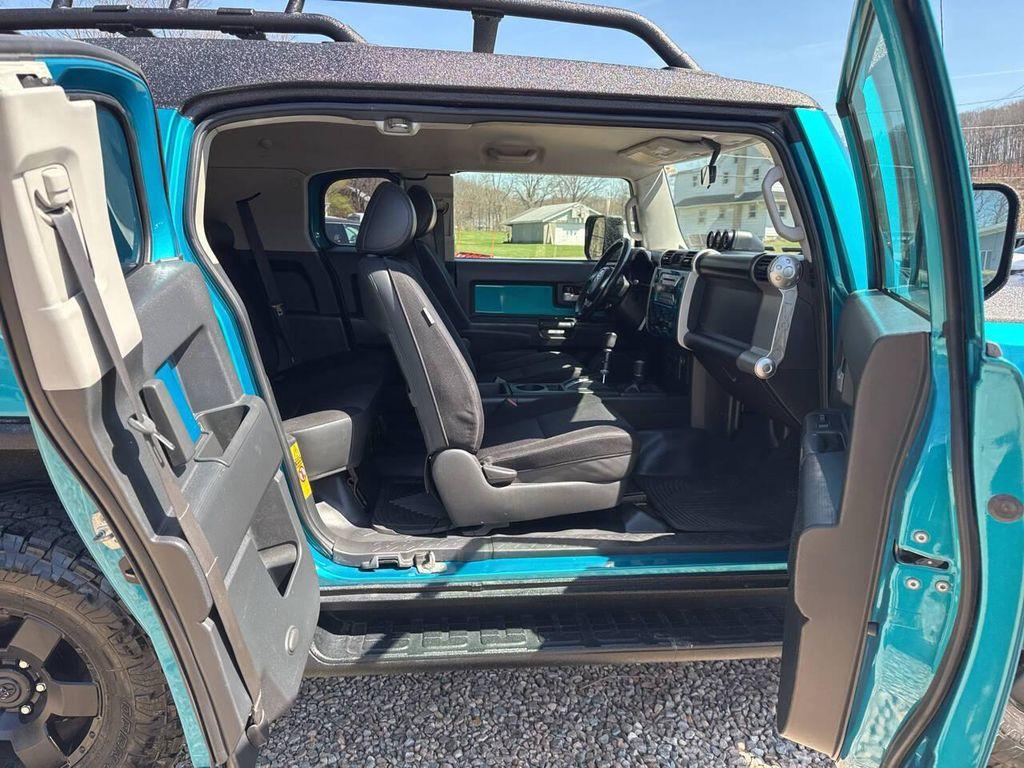 used 2007 Toyota FJ Cruiser car, priced at $16,995