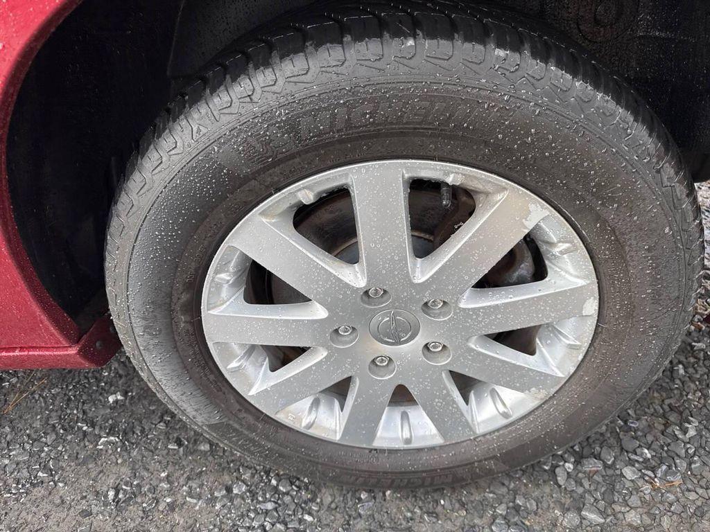 Deep Cherry Red Crystal Pearlcoat 2016 Chrysler Town & Country Touring