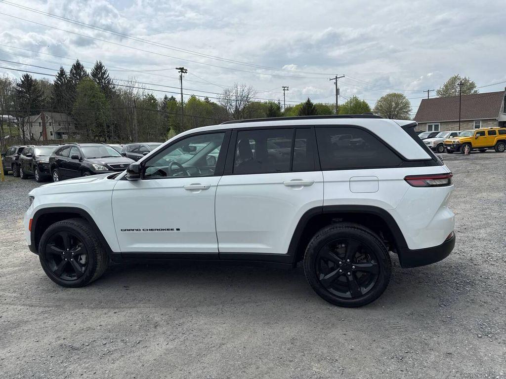 used 2023 Jeep Grand Cherokee car, priced at $25,595