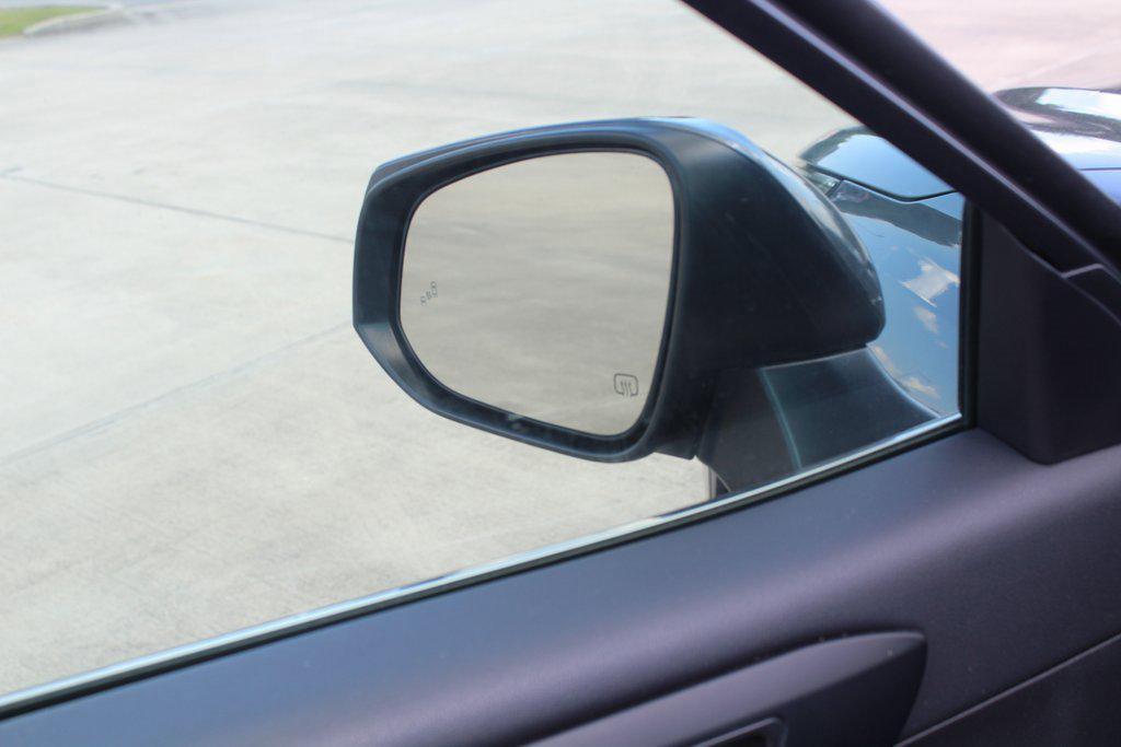 used 2024 Toyota Highlander car, priced at $37,295