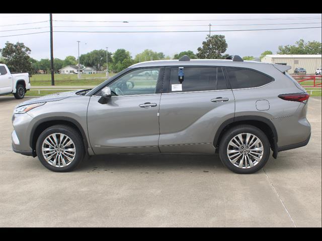 new 2026 Toyota Highlander Hybrid car, priced at $58,436