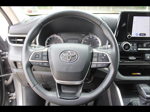 used 2024 Toyota Highlander car, priced at $36,500
