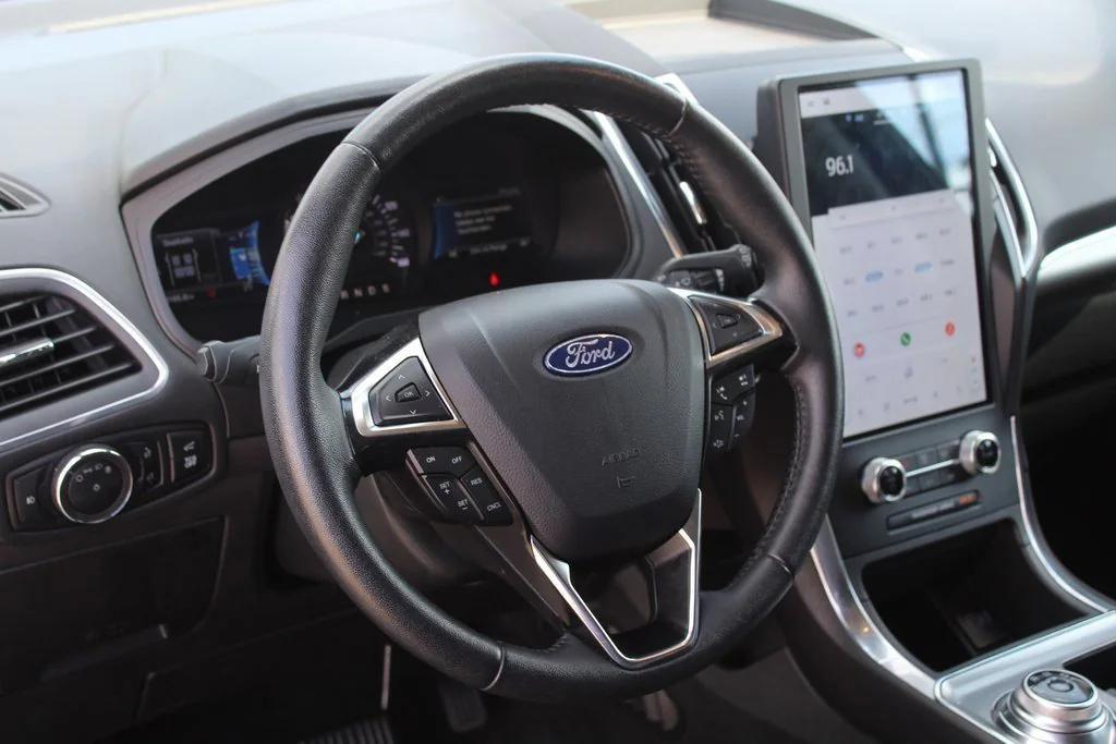 used 2024 Ford Edge car, priced at $24,295