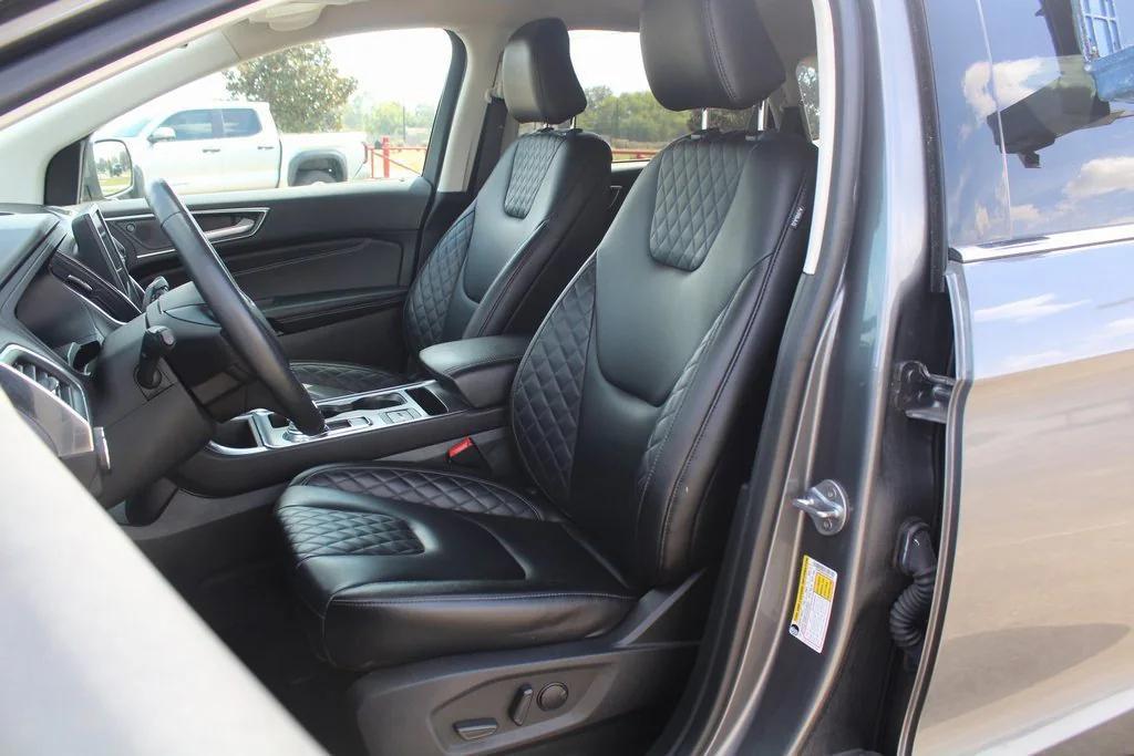used 2024 Ford Edge car, priced at $24,295