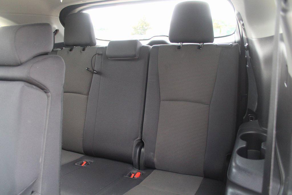 used 2023 Toyota Highlander car, priced at $29,995