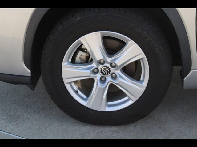 used 2023 Toyota Highlander car, priced at $29,994