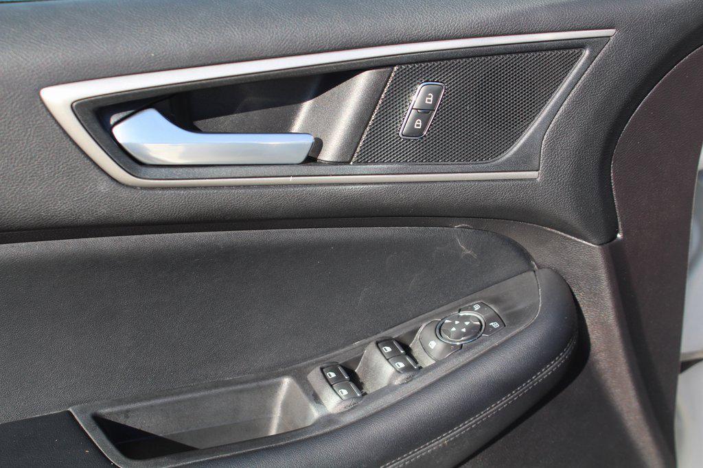 used 2022 Ford Edge car, priced at $24,000