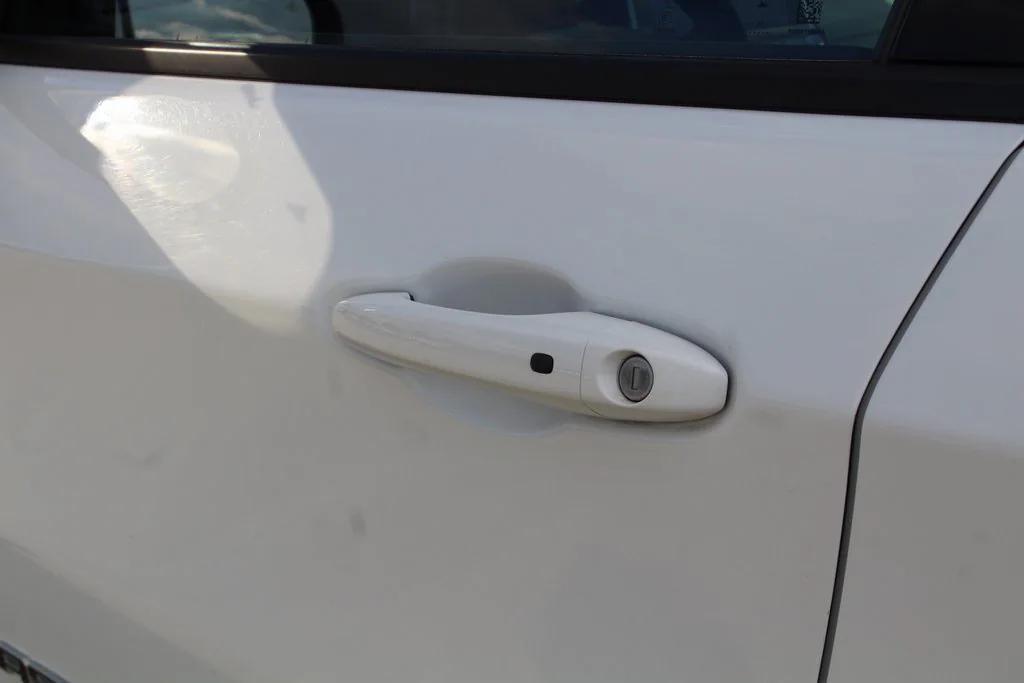 used 2023 Jeep Compass car, priced at $20,595