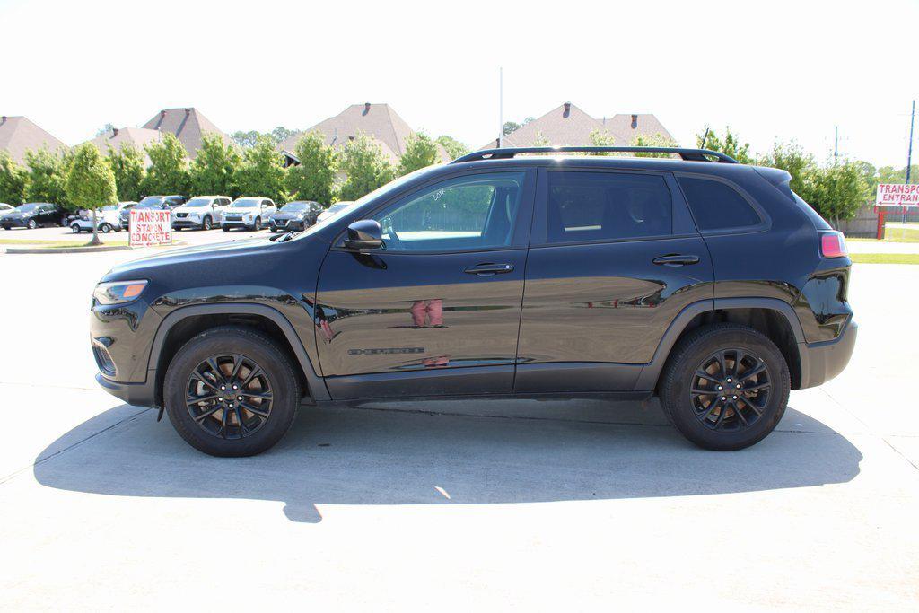 used 2023 Jeep Cherokee car, priced at $20,495
