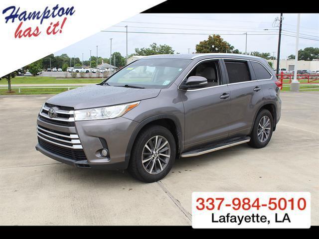 used 2018 Toyota Highlander car, priced at $20,900