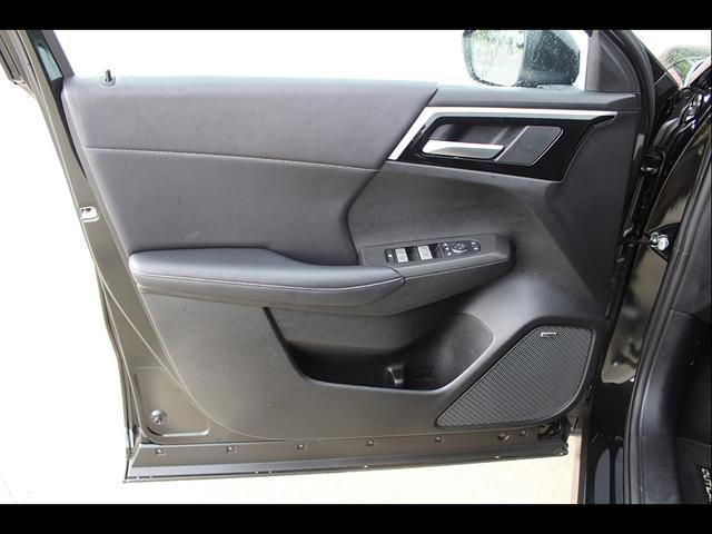 used 2025 Mitsubishi Outlander car, priced at $29,900