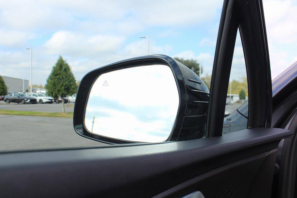 used 2023 Kia Sorento car, priced at $31,995