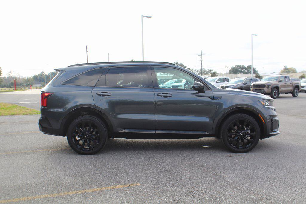 used 2023 Kia Sorento car, priced at $31,995