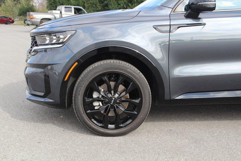 used 2023 Kia Sorento car, priced at $31,995