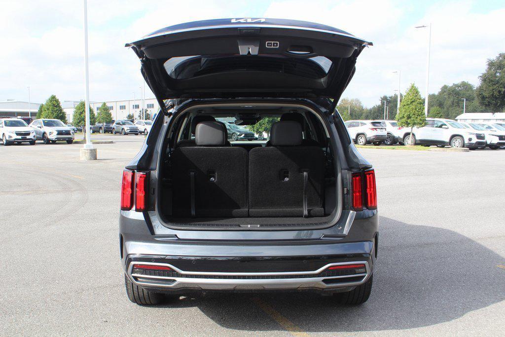 used 2023 Kia Sorento car, priced at $31,995