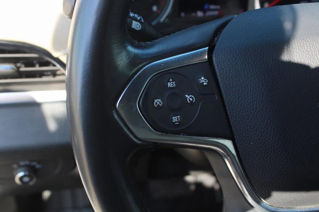 used 2022 Chevrolet Traverse car, priced at $28,545