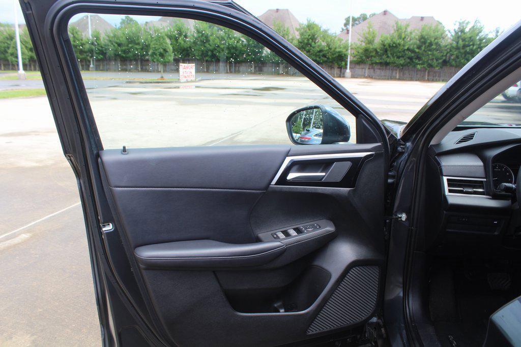 used 2024 Mitsubishi Outlander car, priced at $24,500