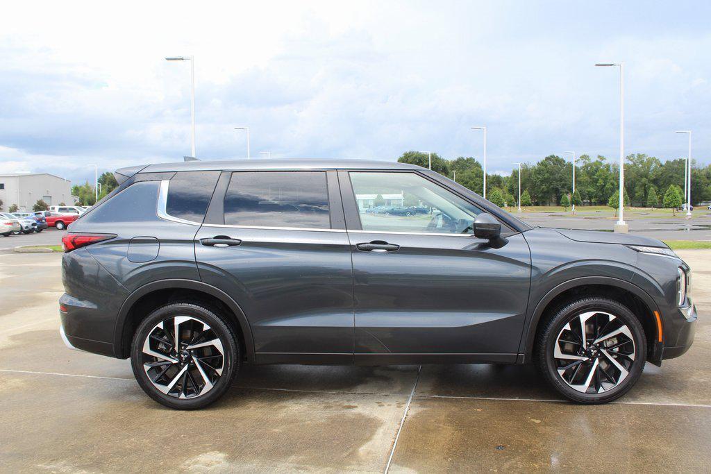 used 2024 Mitsubishi Outlander car, priced at $24,500