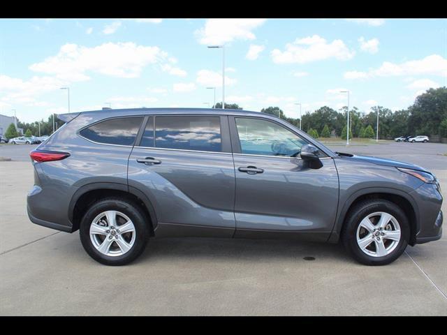 used 2023 Toyota Highlander car, priced at $29,495